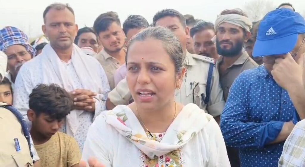 पठा जलाशय परियोजना में देरी पर किसानों का उग्र प्रदर्शन, 10 घंटे चक्काजाम के बाद प्रशासन के आश्वासन पर खत्म हुआ आंदोलन 2 पठा जलाशय परियोजना में देरी पर किसानों का उग्र प्रदर्शन, 10 घंटे चक्काजाम के बाद प्रशासन के आश्वासन पर खत्म हुआ आंदोलन | New India Times