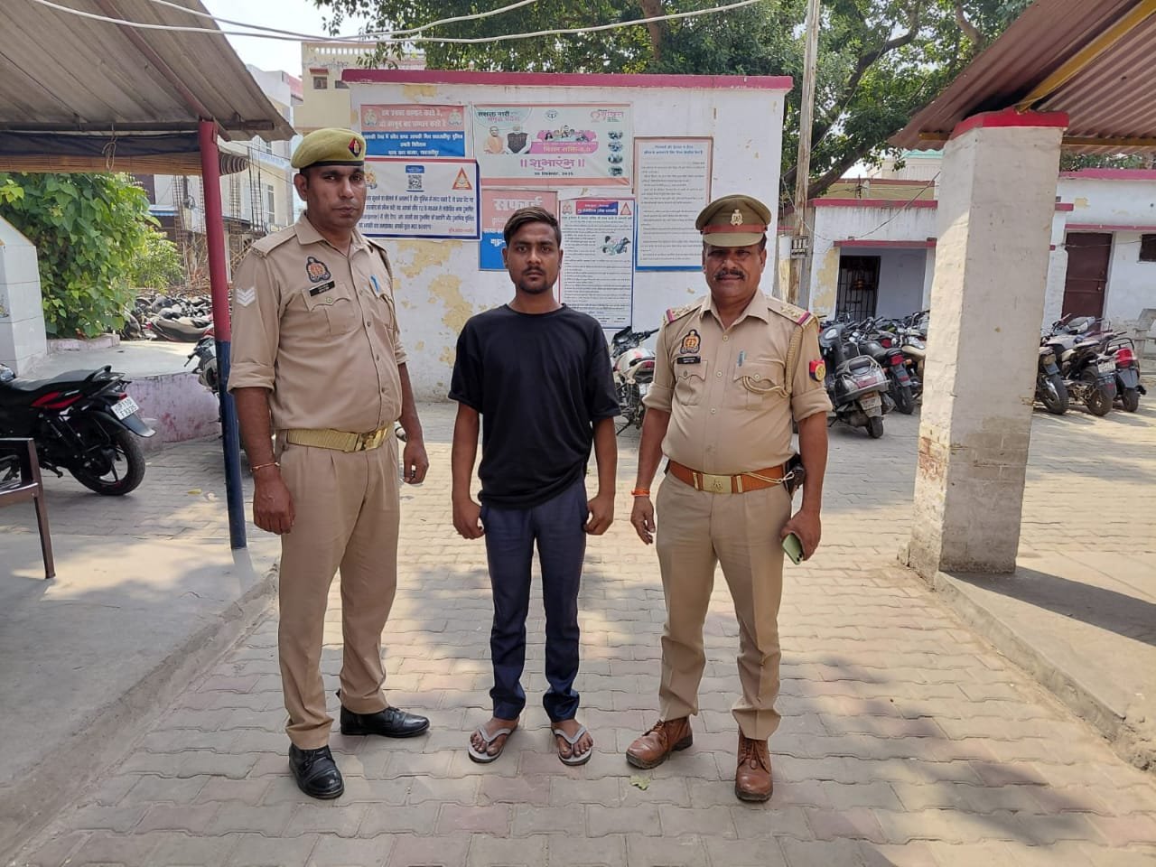 नाबालिग से छेड़छाड़ व मारपीट के मामले में वांछित आरोपी गिरफ्तार, सदर बाजार पुलिस की कार्रवाई | New India Times