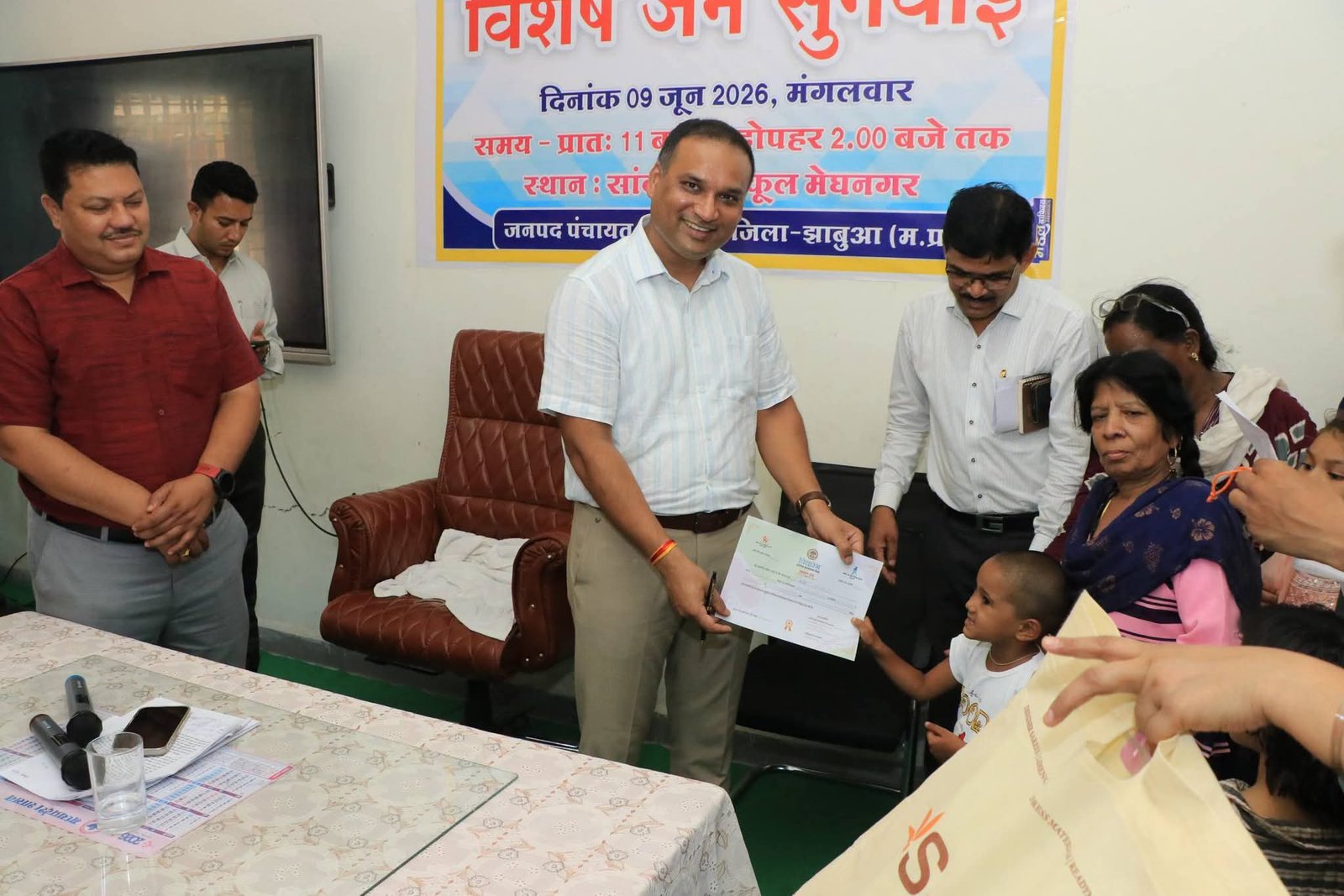 जनसुनवाई में खिलाड़ियों ने उठाई खेल मैदान की मांग, नागरिकों ने प्रदूषण और आर्थिक सहायता के मुद्दे भी रखे 1 जनसुनवाई में खिलाड़ियों ने उठाई खेल मैदान की मांग, नागरिकों ने प्रदूषण और आर्थिक सहायता के मुद्दे भी रखे | New India Times