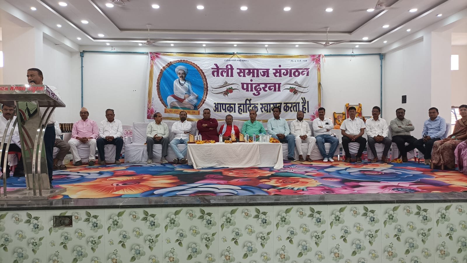 पांढुर्णा में तेली समाज संगठन द्वारा 197 मेधावी छात्र-छात्राओं का किया गया सम्मान 1 पांढुर्णा में तेली समाज संगठन द्वारा 197 मेधावी छात्र-छात्राओं का किया गया सम्मान | New India Times