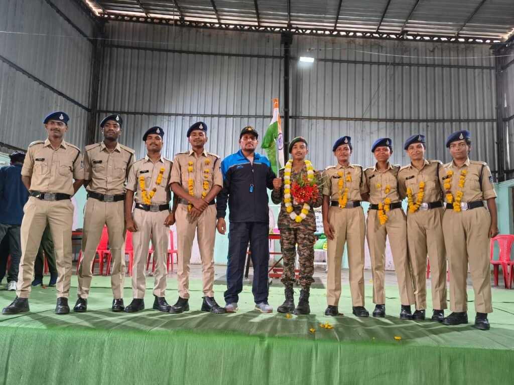 एहसान डिफेंस फिजिकल अकादमी के 9 अभ्यर्थियों का सम्मान, पुलिस और सेना में चयन पर हुआ अभिनंदन 2 एहसान डिफेंस फिजिकल अकादमी के 9 अभ्यर्थियों का सम्मान, पुलिस और सेना में चयन पर हुआ अभिनंदन | New India Times
