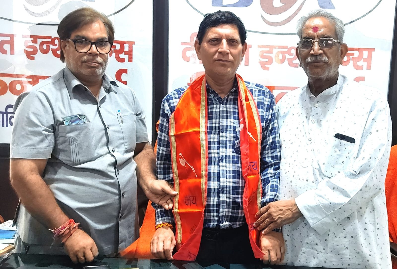 भगवान श्री परशुराम शोभायात्रा समिति के उपाध्यक्ष बने विनोद दीक्षित, हुआ भव्य स्वागत 1 भगवान श्री परशुराम शोभायात्रा समिति के उपाध्यक्ष बने विनोद दीक्षित, हुआ भव्य स्वागत | New India Times