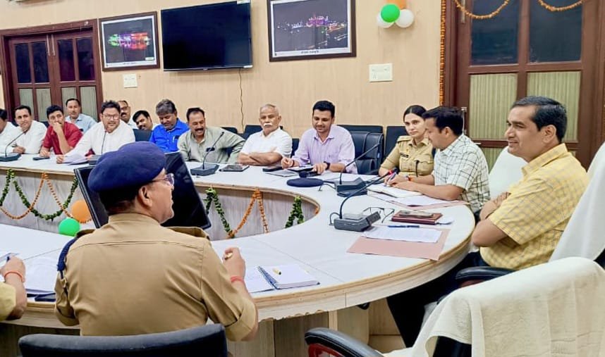 मथुरा में मोहर्रम को लेकर जिला प्रशासन की अहम बैठक, व्यवस्थाओं पर विस्तृत चर्चा | New India Times