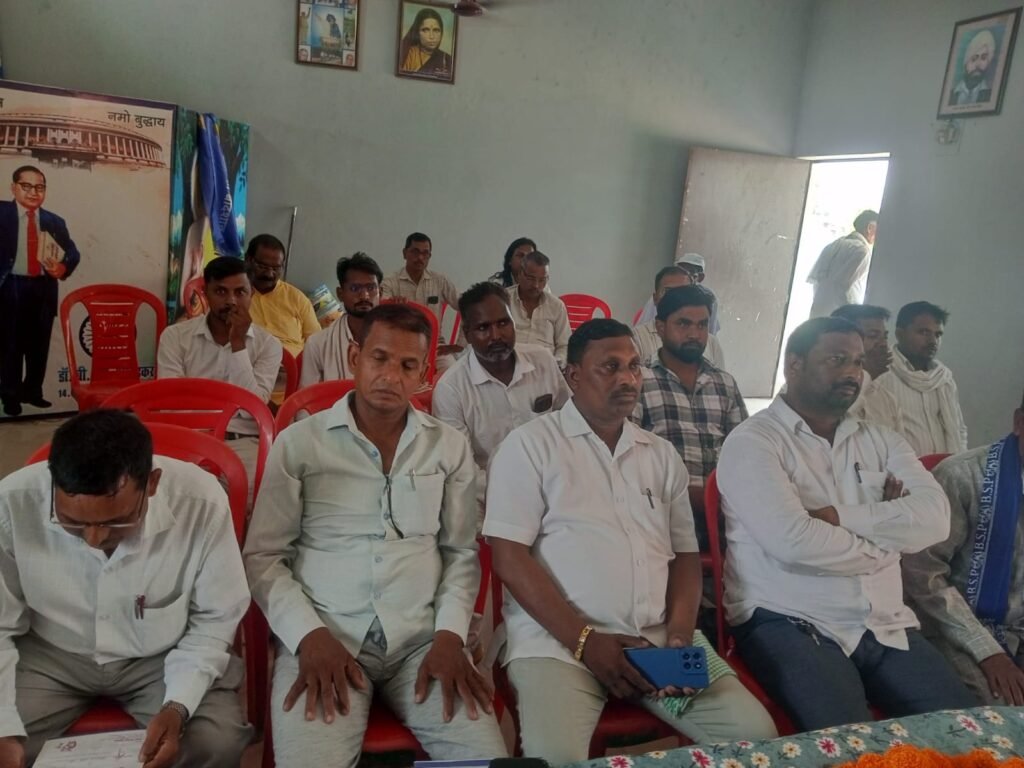 गोरखपुर में बसपा की जनपदीय बैठक सम्पन्न, संगठन मजबूती और सामाजिक न्याय के मिशन पर दिया गया जोर 2 गोरखपुर में बसपा की जनपदीय बैठक सम्पन्न, संगठन मजबूती और सामाजिक न्याय के मिशन पर दिया गया जोर | New India Times