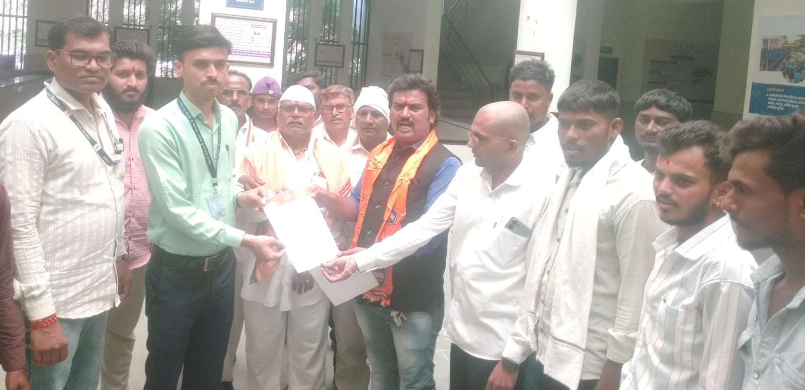 MNS के प्रतिरोध के दौरान लगाए गए स्मार्ट मीटर : CM का डबल गेम ? 1 MNS के प्रतिरोध के दौरान लगाए गए स्मार्ट मीटर : CM का डबल गेम ? | New India Times