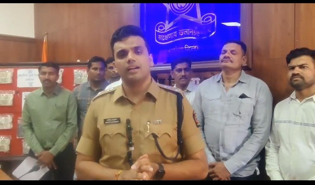 फर्जी CBI अधिकारी बनकर 25 लाख की लूट, एलसीबी अकोला ने 12 घंटे में पूरी रकम बरामद कर दो आरोपियों को दबोचा | New India Times