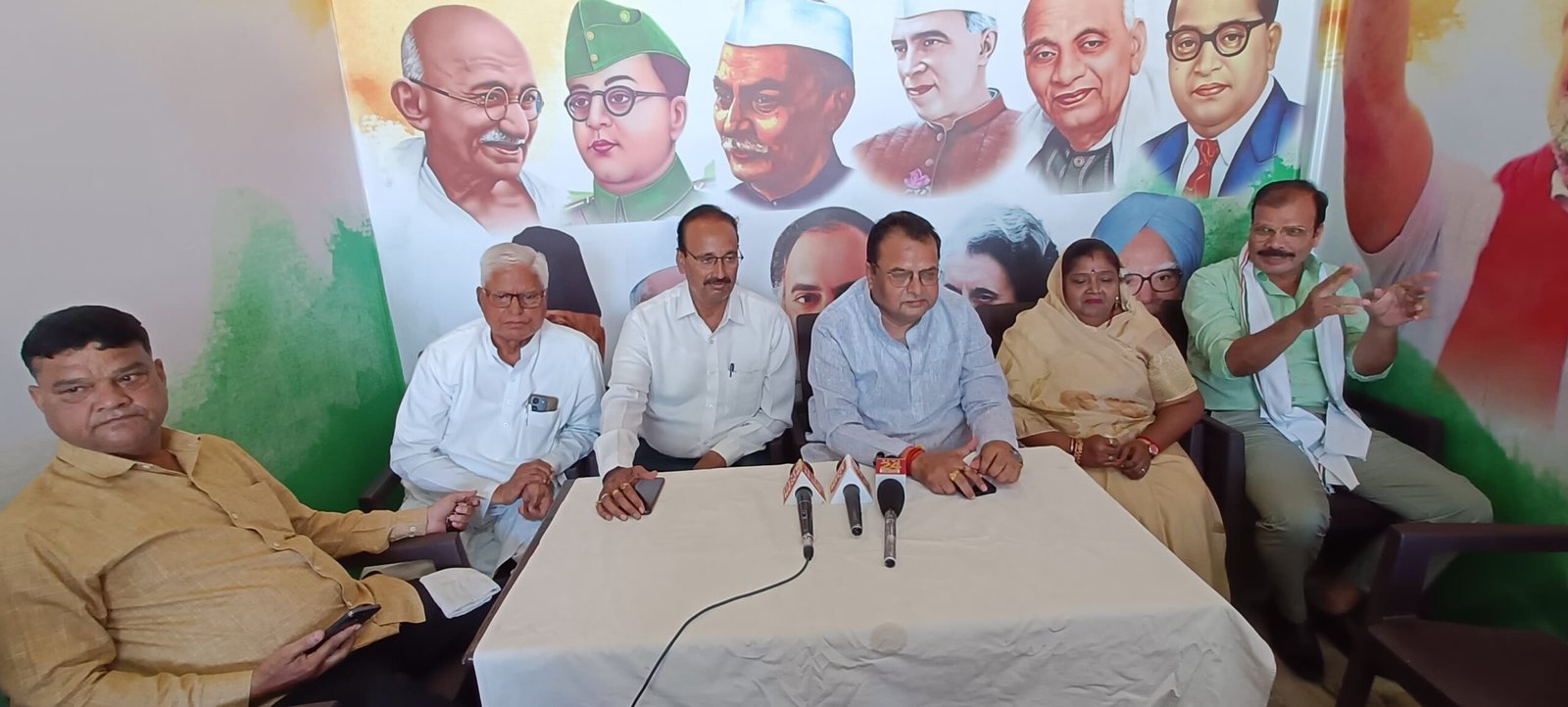 परीक्षा घोटालों और बेरोजगारी पर कांग्रेस का हमला, युवाओं के भविष्य से हो रहा खिलवाड़ : रिंकू टांक | New India Times