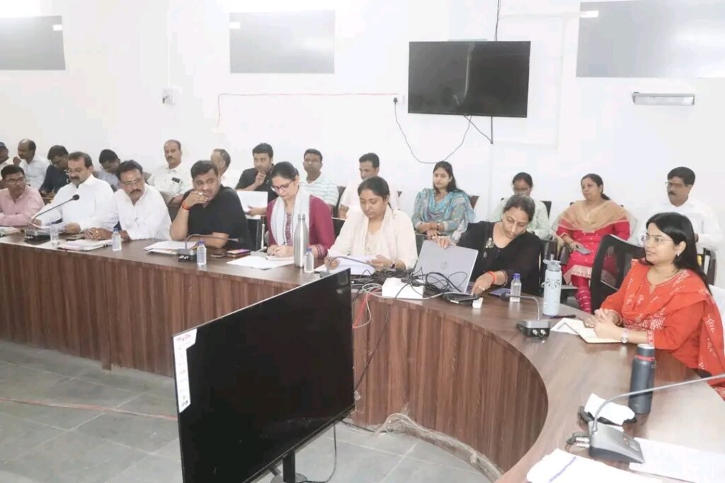 फार्मर रजिस्ट्री में तेजी लाने के निर्देश, समय-सीमा प्रकरणों की बैठक संपन्न | New India Times
