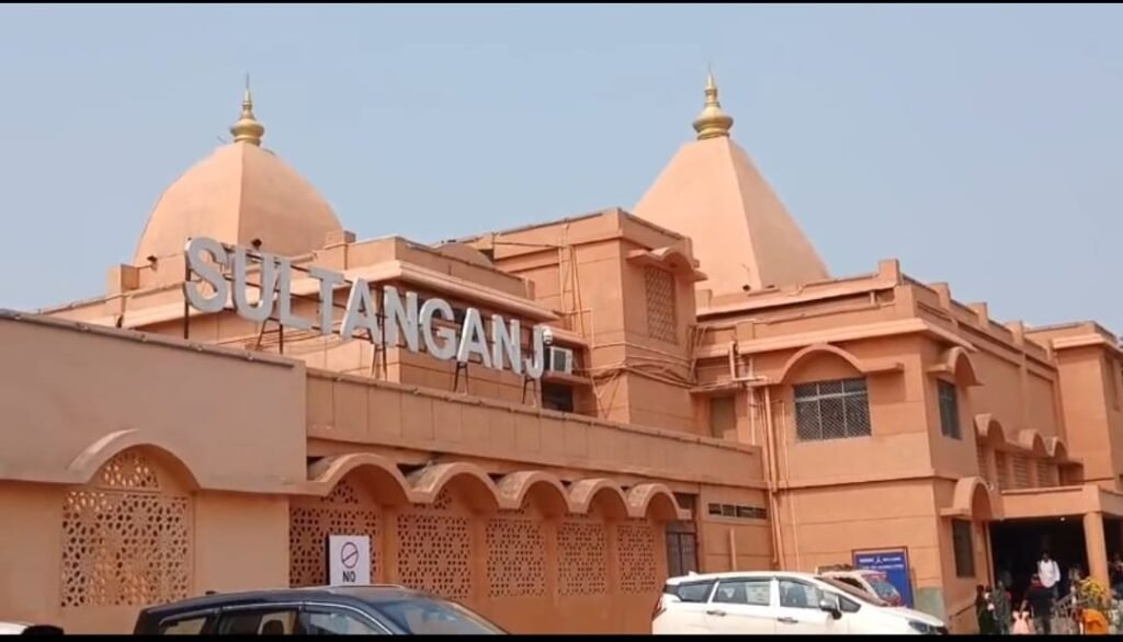 श्रावणी मेला: सुल्तानगंज स्टेशन पर राजधानी छोड़ सभी एक्सप्रेस ट्रेनों का होगा ठहराव, सुविधाओं का जायज़ा लेने पहुंचे डीआरएम | New India Times