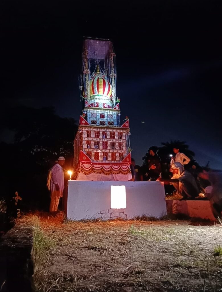 चुनार में अकीदत के साथ मनाई गई 9वीं मुहर्रम, इमाम चौक पर ताजिया रखकर अमन-चैन की मांगी गई दुआ | New India Times