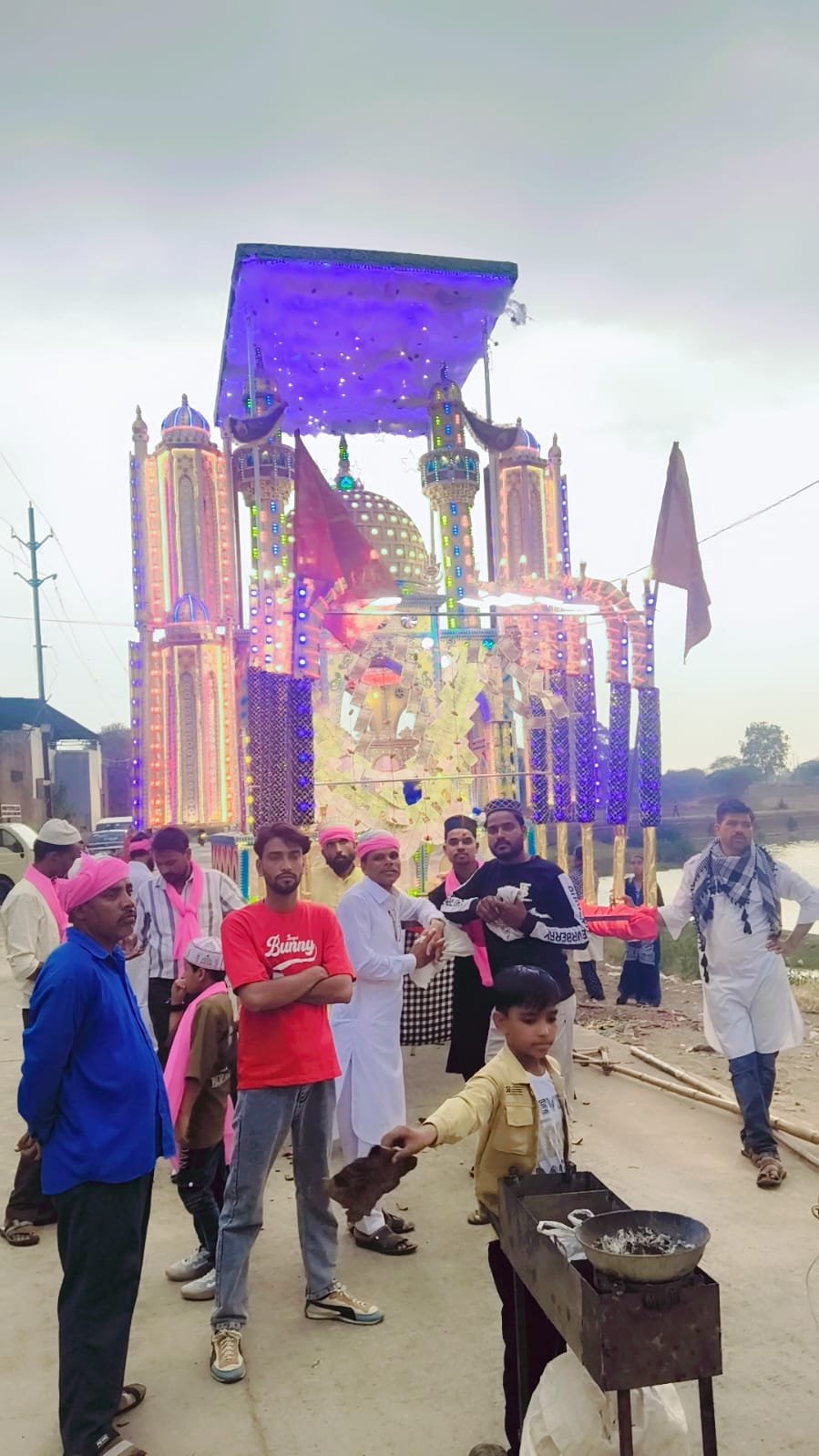 थांदला में मोहर्रम पर गंगा-जमुनी तहज़ीब की मिसाल, अकीदत और भाईचारे के साथ निकला ताज़ियों का जुलूस | New India Times