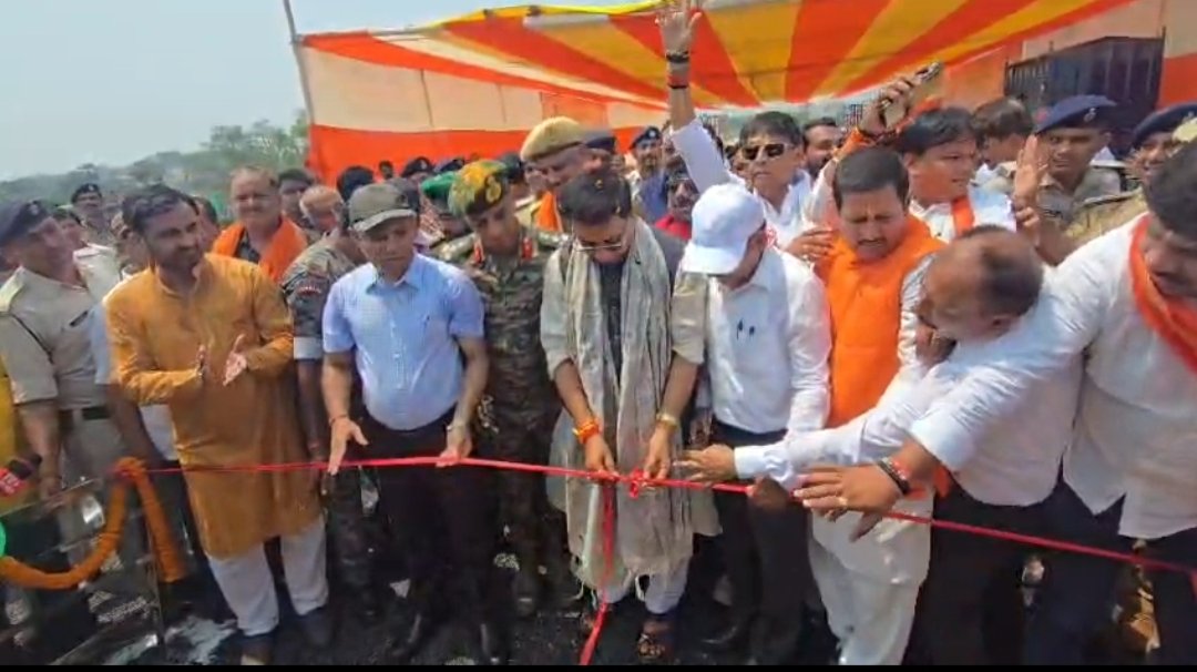 विक्रमशिला सेतु पर बहाल हुआ आवागमन, बेली ब्रिज का उद्घाटन 1 विक्रमशिला सेतु पर बहाल हुआ आवागमन, बेली ब्रिज का उद्घाटन | New India Times