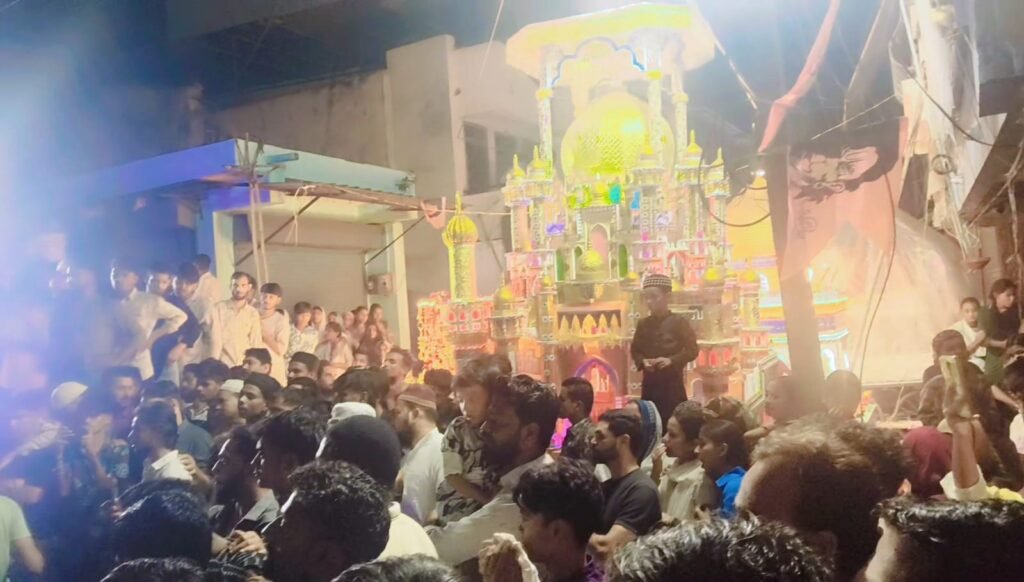 थांदला में मोहर्रम पर गंगा-जमुनी तहज़ीब की मिसाल, अकीदत और भाईचारे के साथ निकला ताज़ियों का जुलूस | New India Times