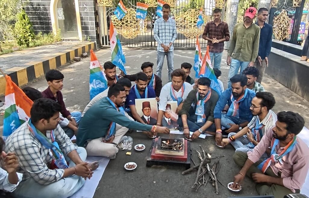 विश्वविद्यालय का नाम बदलना स्वतंत्रता संग्राम के इतिहास का अपमान: छात्र नेता रवि परमार | New India Times