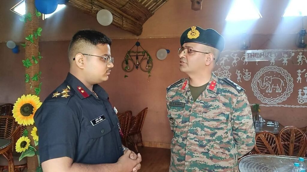सैन्य क्षेत्र में फर्जी ब्रिगेडियर बनकर घूमता युवक गिरफ्तार, सुरक्षा एजेंसियां जांच में जुटीं 3 सैन्य क्षेत्र में फर्जी ब्रिगेडियर बनकर घूमता युवक गिरफ्तार, सुरक्षा एजेंसियां जांच में जुटीं | New India Times