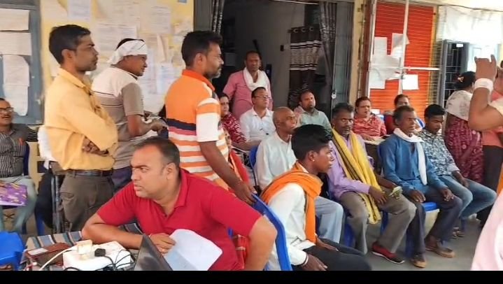 नगर पालिका दमुआ में जनकल्याण शिविर का हुआ सफल समापन 3 नगर पालिका दमुआ में जनकल्याण शिविर का हुआ सफल समापन | New India Times