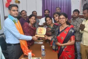 भिण्ड में रक्तदान सम्मान समारोह आयोजित, 55 रक्तवीरों का किया गया सम्मान