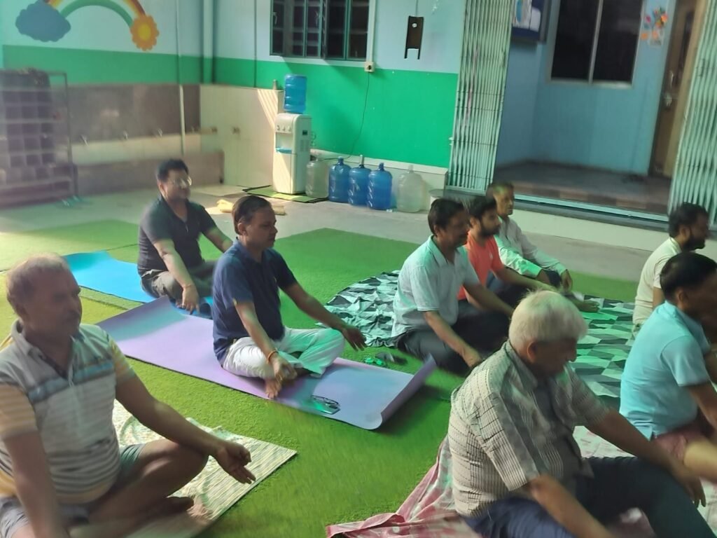 अंतर्राष्ट्रीय योग दिवस पर भागलपुर में भव्य आयोजन, प्रशासनिक अधिकारियों से लेकर आमजन तक ने किया योगाभ्यास 3 अंतर्राष्ट्रीय योग दिवस पर भागलपुर में भव्य आयोजन, प्रशासनिक अधिकारियों से लेकर आमजन तक ने किया योगाभ्यास | New India Times