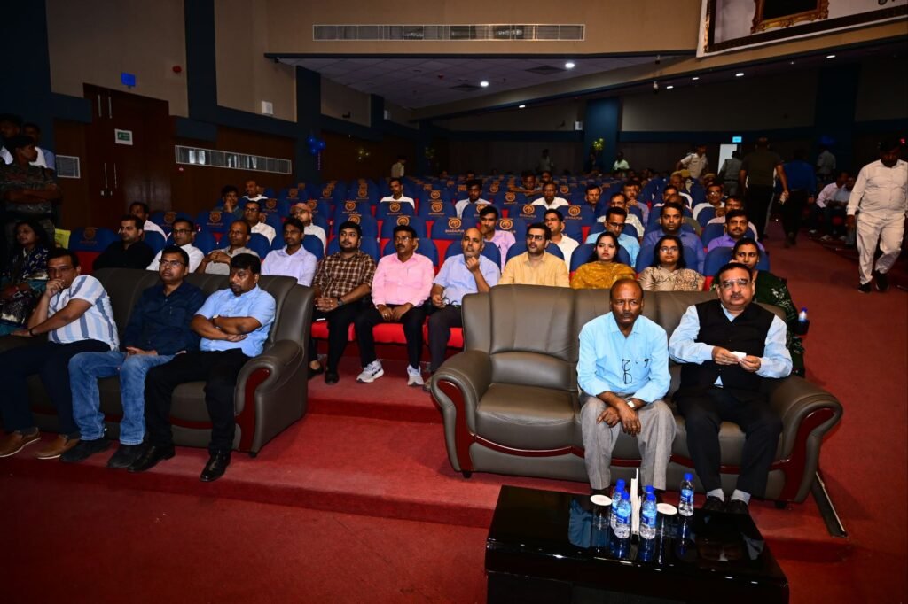 विदाई समारोह में भावुक हुए डीएम डॉ. नवल किशोर चौधरी, बोले 'भागलपुर से जुड़ गया आत्मीय रिश्ता' 3 विदाई समारोह में भावुक हुए डीएम डॉ. नवल किशोर चौधरी, बोले 'भागलपुर से जुड़ गया आत्मीय रिश्ता' | New India Times