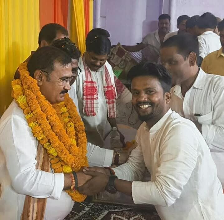 चुनार में भाजपा के नवनियुक्त प्रदेश महामंत्री दिलीप सिंह पटेल का हुआ भव्य स्वागत | New India Times