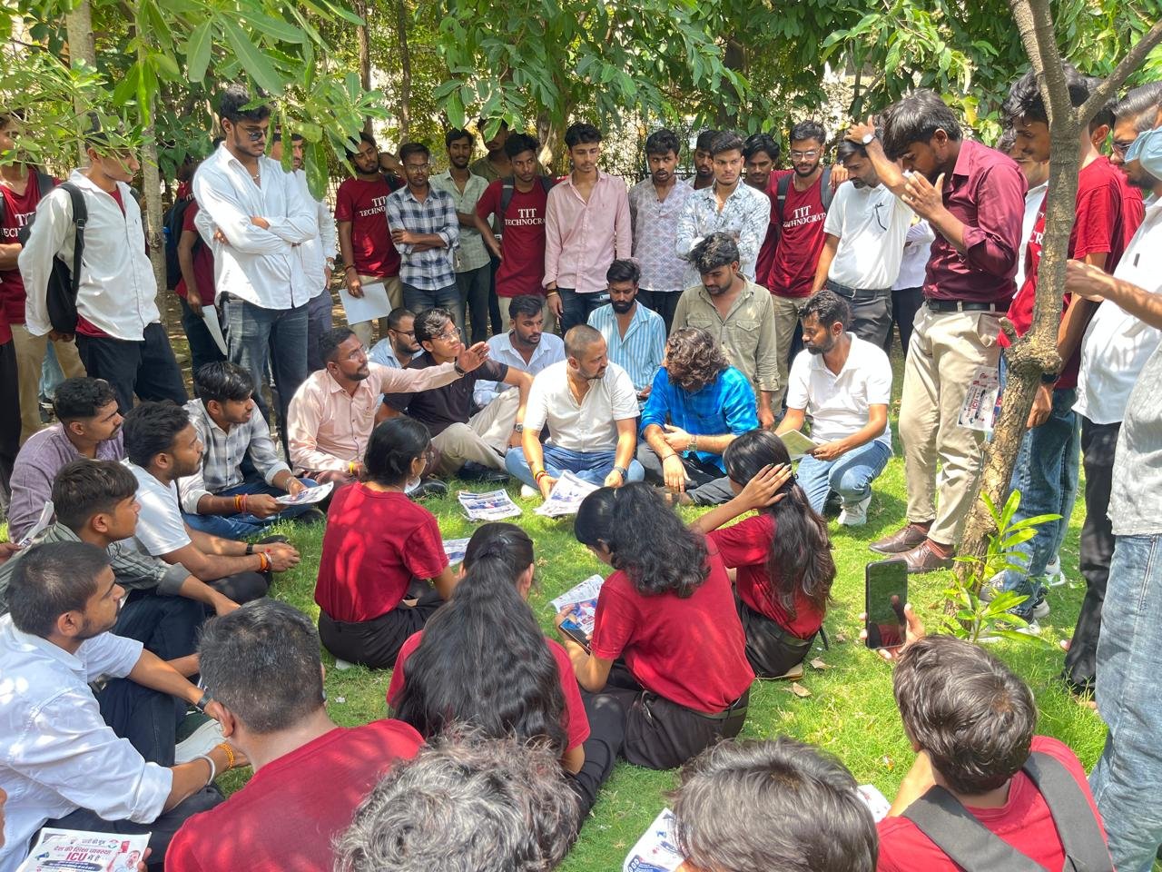 "छात्रों की गूंज" अभियान ने TIT कॉलेज में पकड़ी रफ्तार, बड़ी संख्या में छात्र हुए शामिल | New India Times