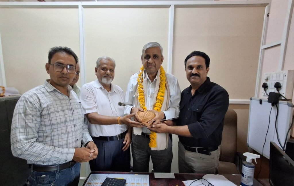 विश्व चिकित्सा दिवस पर झाबुआ में सात वरिष्ठ चिकित्सकों का सम्मान, चिकित्सा सेवा के उत्कृष्ट योगदान को मिली सराहना 4 विश्व चिकित्सा दिवस पर झाबुआ में सात वरिष्ठ चिकित्सकों का सम्मान, चिकित्सा सेवा के उत्कृष्ट योगदान को मिली सराहना | New India Times