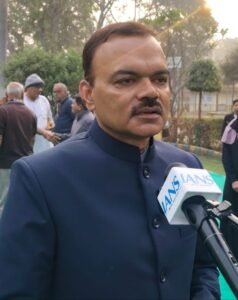 तीन वर्ष से अधिक समय से पदस्थ निगमायुक्त के तबादले की मांग, मजदूर यूनियन अध्यक्ष ने हाईकोर्ट में दायर की जनहित याचिका