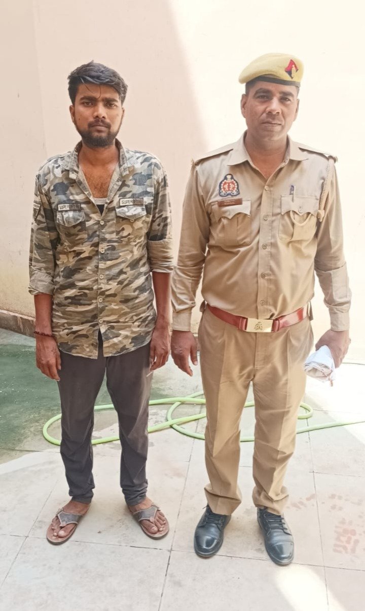 करमा पुलिस की बड़ी कार्रवाई: 1 किलो 400 ग्राम अवैध गांजा के साथ तस्कर गिरफ्तार | New India Times