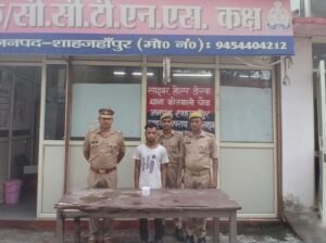 मकान मालकिन के घर में चोरी का खुलासा: आरोपी गिरफ्तार, पिघलाए गए जेवर का सोने का टुकड़ा बरामद