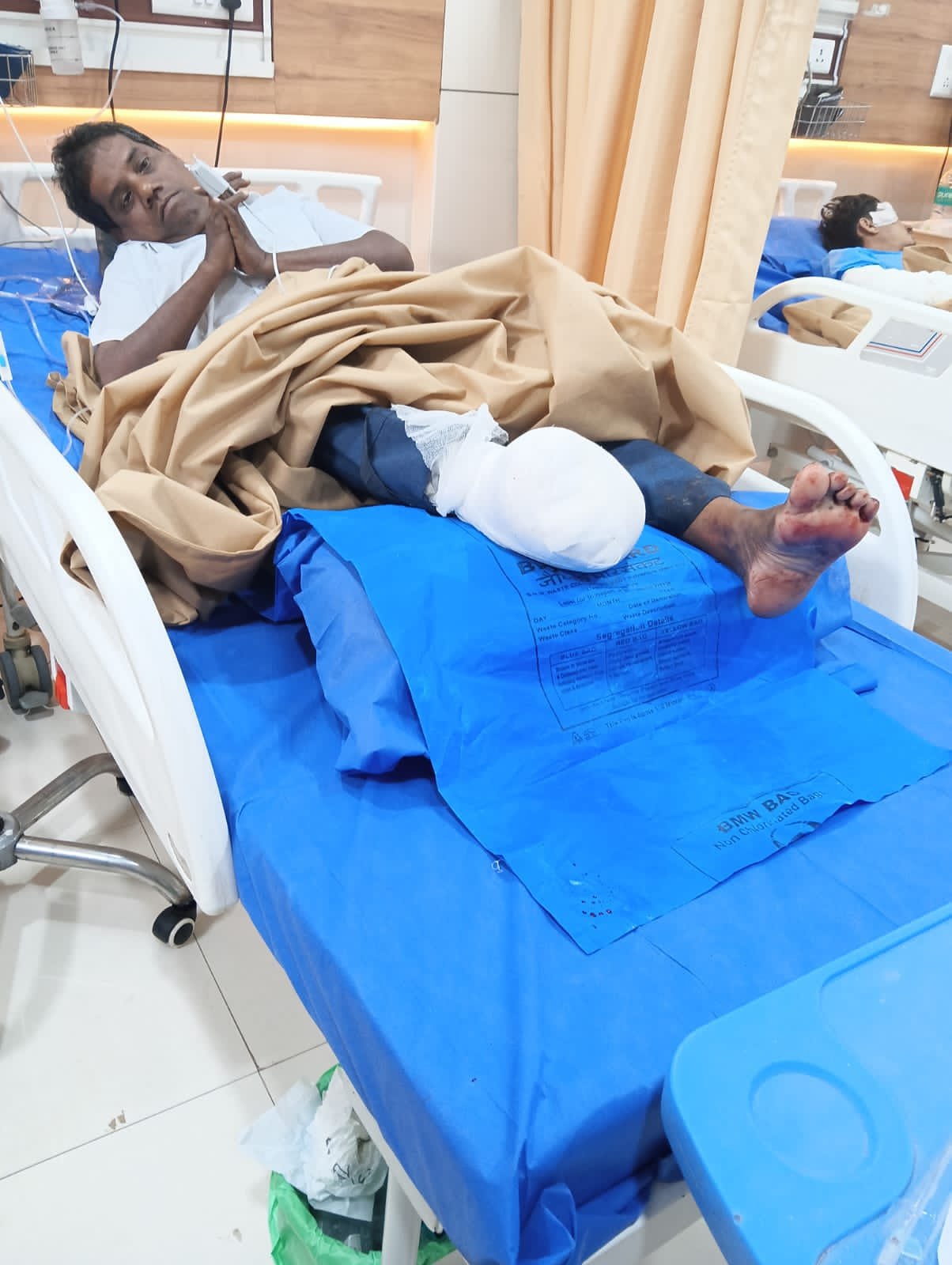 ड्यूटी के दौरान घायल रेलकर्मी के लिए देवदूत बना रेल परिवार,घायल रेलकर्मी की जान बचाने में निभाई अहम भूमिका | New India Times