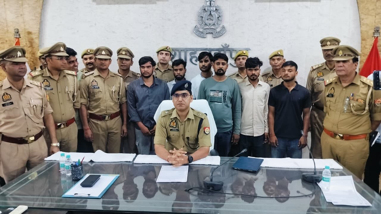 शाहजहाँपुर पुलिस का साइबर अपराधियों पर शिकंजा, 7 पर मुकदमा दर्ज; एसपी सिटी बोले: कार्रवाई रहेगी जारी | New India Times