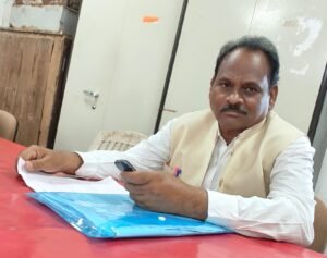 आरआई धनीराम अहिरवार बने नायब तहसीलदार, क्षेत्र में खुशी की लहर