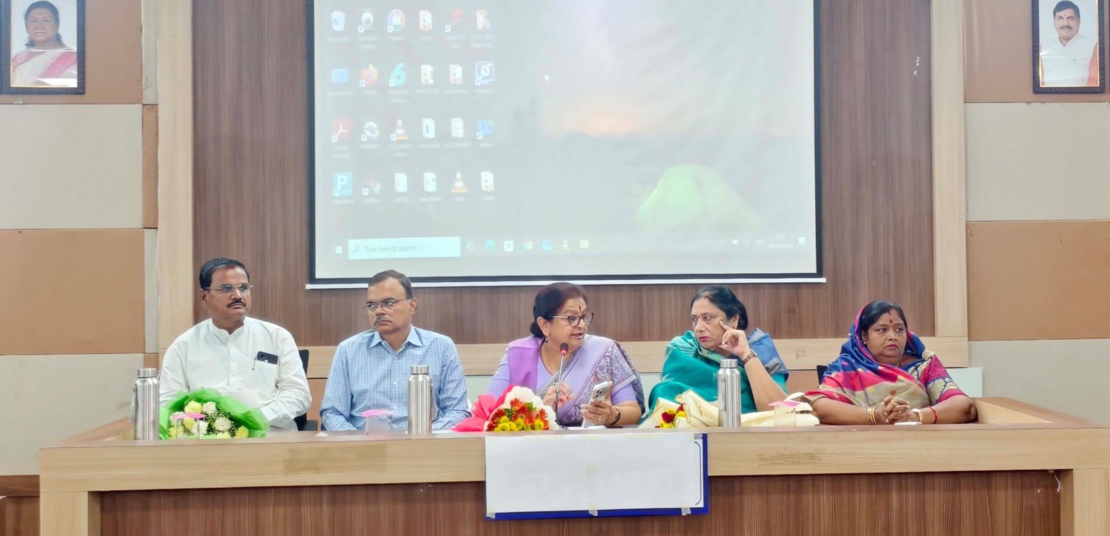 सर्वदलीय विकास संवाद में बनी बुरहानपुर के समग्र विकास की कार्ययोजना, विधायक अर्चना चिटनिस ने दिए अधिकारियों को निर्देश 1 सर्वदलीय विकास संवाद में बनी बुरहानपुर के समग्र विकास की कार्ययोजना, विधायक अर्चना चिटनिस ने दिए अधिकारियों को निर्देश | New India Times
