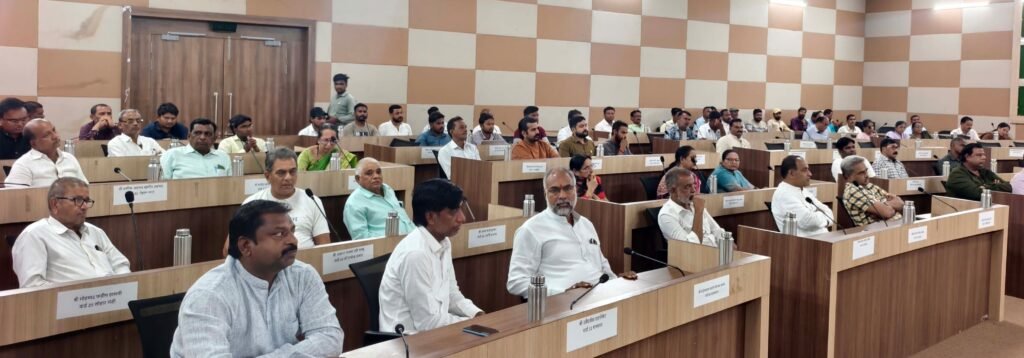 सर्वदलीय विकास संवाद में बनी बुरहानपुर के समग्र विकास की कार्ययोजना, विधायक अर्चना चिटनिस ने दिए अधिकारियों को निर्देश 2 सर्वदलीय विकास संवाद में बनी बुरहानपुर के समग्र विकास की कार्ययोजना, विधायक अर्चना चिटनिस ने दिए अधिकारियों को निर्देश | New India Times