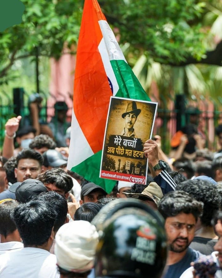 आंदोलन से दूर भाग रहे मंत्री : जामनेर में कॉकरोज ने सरकार को ललकारा 3 आंदोलन से दूर भाग रहे मंत्री : जामनेर में कॉकरोज ने सरकार को ललकारा | New India Times