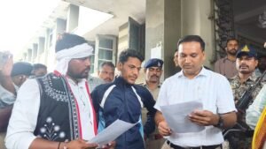 जंतर-मंतर से झाबुआ तक गूंजी छात्रों की आवाज: NEET पेपर लीक के विरोध में पैदल मार्च, राष्ट्रपति के नाम सौंपा ज्ञापन