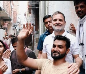 जंतर-मंतर के ‘वायरल मजदूर’ मोहम्मद इरफान से मिले राहुल गांधी, संघर्ष और संविधान की आस्था पर हुई चर्चा