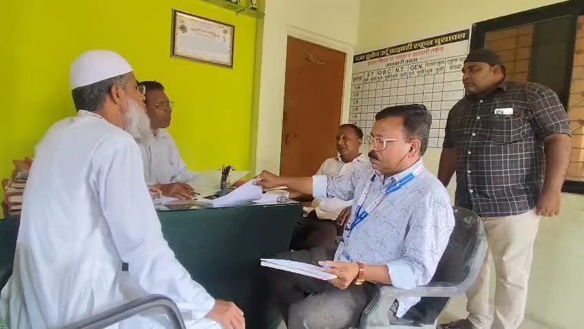 भुसावल में पीएम पोषण योजना पर फिर उठे सवाल, पुनः जांच में नहीं बना मेन्यू का भोजन; मुख्य अध्यापिका प्रथमदृष्ट्या दोषी | New India Times