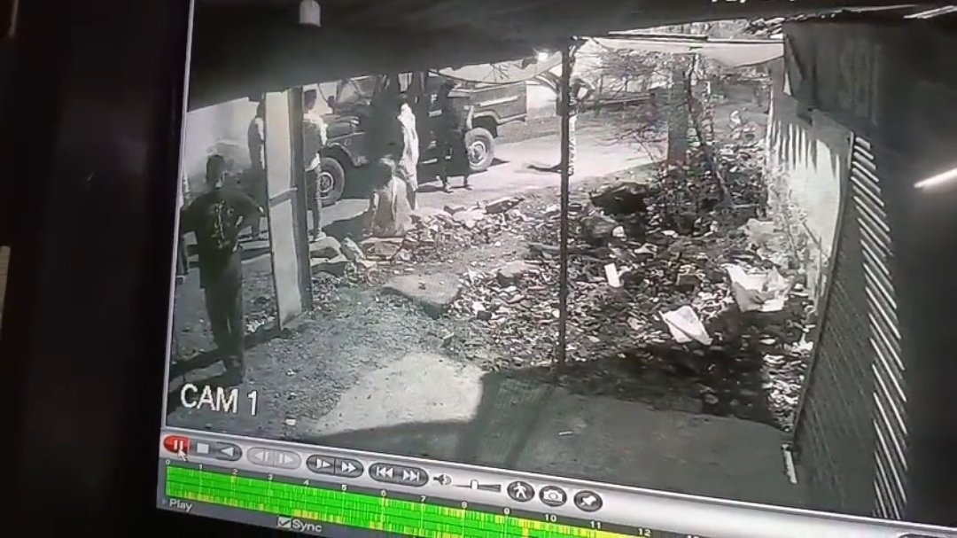 भाजपा पार्षद के परिजनों पर बुजुर्गों से मारपीट का आरोप, पीड़ितों ने पुलिस से की सख्त कार्रवाई की मांग 1 भाजपा पार्षद के परिजनों पर बुजुर्गों से मारपीट का आरोप, पीड़ितों ने पुलिस से की सख्त कार्रवाई की मांग | New India Times