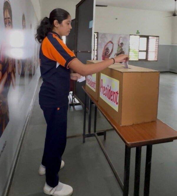 केशव इंटरनेशनल स्कूल में छात्र परिषद चुनाव सम्पन्न, लोकतांत्रिक प्रक्रिया से चुने जाएंगे छात्र नेता | New India Times