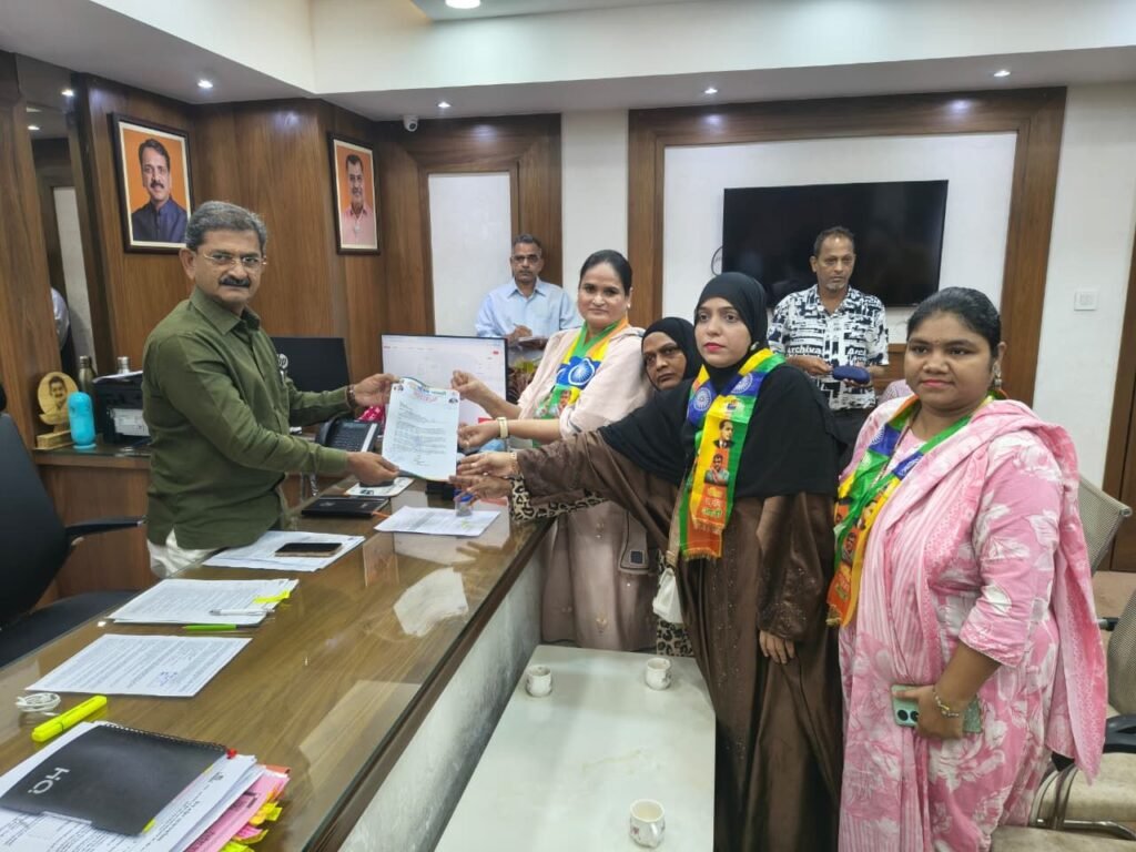 महिलाओं के लिए स्पेशल बस सेवा की मांग, MBMC आयुक्त से मिला प्रतिनिधिमंडल 2 महिलाओं के लिए स्पेशल बस सेवा की मांग, MBMC आयुक्त से मिला प्रतिनिधिमंडल | New India Times