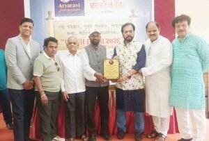 मुंबई में यवतमाल का गौरव: शायर बेताब और मनीषा कांबळे को ‘कलम रत्न’ सम्मान