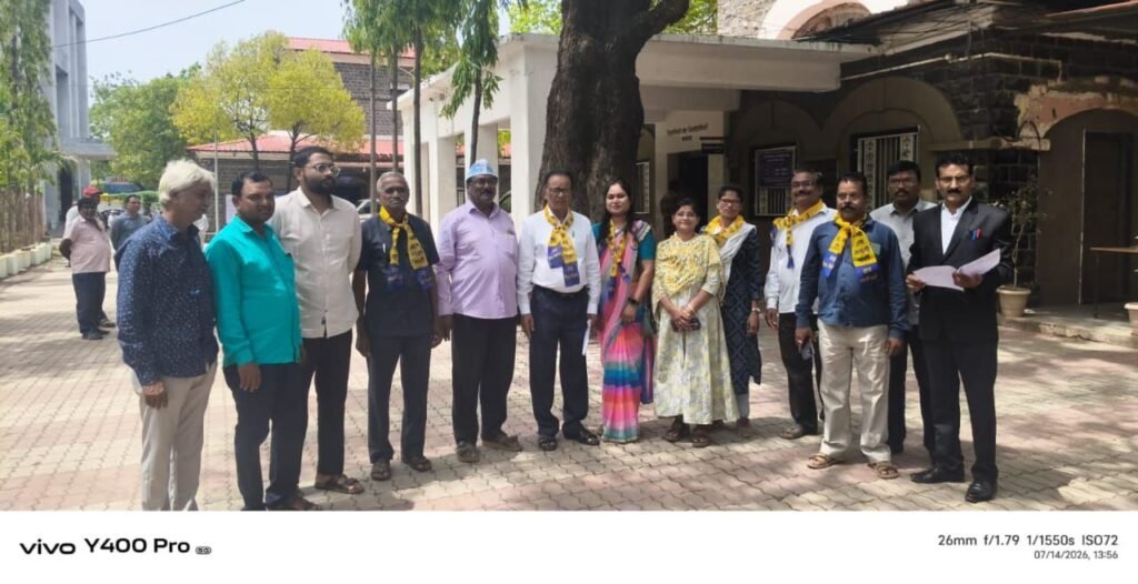 स्मार्ट मीटर अनिवार्यता खत्म करने और 300 यूनिट मुफ्त बिजली देने की मांग को लेकर आप ने सौंपा ज्ञापन 2 स्मार्ट मीटर अनिवार्यता खत्म करने और 300 यूनिट मुफ्त बिजली देने की मांग को लेकर आप ने सौंपा ज्ञापन | New India Times