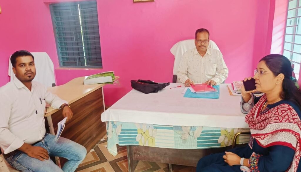 50% से कम प्रगति वाले गांवों में लगेगा फार्मर रजिस्ट्री विशेष कैंप, किसानों से दस्तावेज़ सहित पहुंचने की अपील 2 50% से कम प्रगति वाले गांवों में लगेगा फार्मर रजिस्ट्री विशेष कैंप, किसानों से दस्तावेज़ सहित पहुंचने की अपील | New India Times