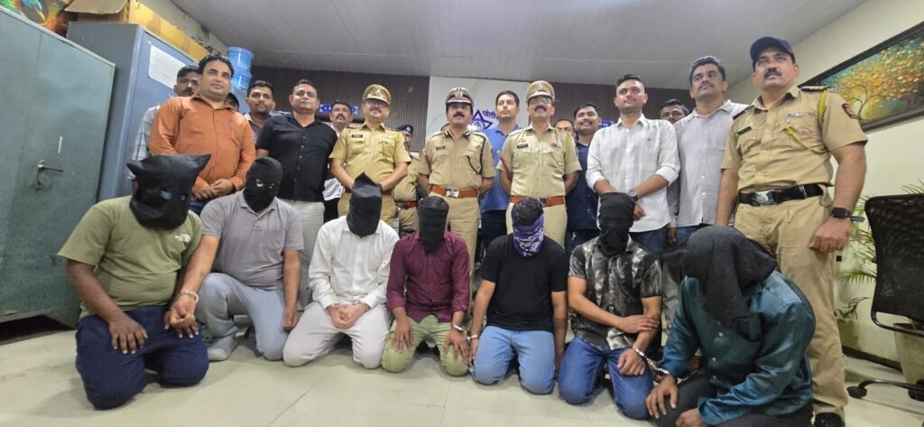 शेयर बाजार में नुकसान के चलते रची हत्या की साजिश, मुख्य साजिशकर्ता समेत 7 आरोपी गिरफ्तार 2 शेयर बाजार में नुकसान के चलते रची हत्या की साजिश, मुख्य साजिशकर्ता समेत 7 आरोपी गिरफ्तार | New India Times