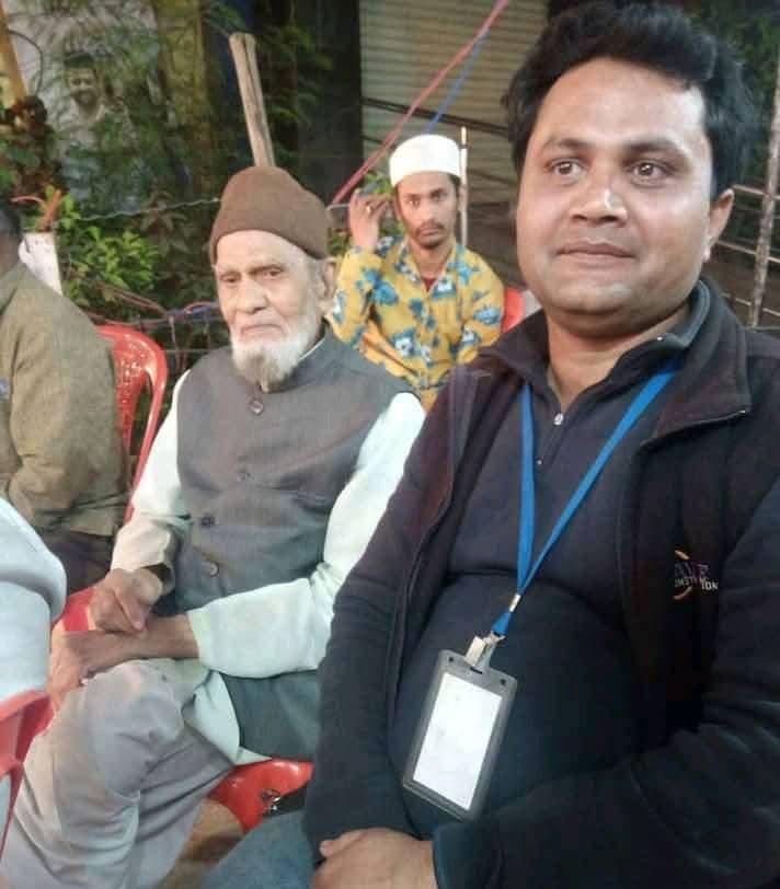 सूबाई जमीअत अहले हदीस के पूर्व नाज़िम, मुल्क के वरिष्ठ उर्दू शायर एवं समाजी रहनुमा को नम आंखों से दी गई विदाई, बड़ा बाग़ कब्रिस्तान में किया गया सुपुर्द-ए-ख़ाक 2 सूबाई जमीअत अहले हदीस के पूर्व नाज़िम, मुल्क के वरिष्ठ उर्दू शायर एवं समाजी रहनुमा को नम आंखों से दी गई विदाई, बड़ा बाग़ कब्रिस्तान में किया गया सुपुर्द-ए-ख़ाक | New India Times