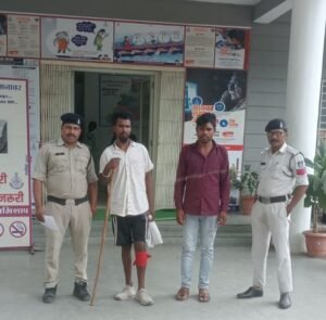 लंबे समय से फरार स्थायी वारंटी गोविंद भील को मनावर पुलिस ने किया गिरफ्तार