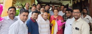 तीन पीढ़ियों से चली आ रही जलभराव की समस्या का हुआ स्थायी समाधान, क्षेत्रवासियों ने विधायक अर्चना चिटनिस का किया भव्य सम्मान