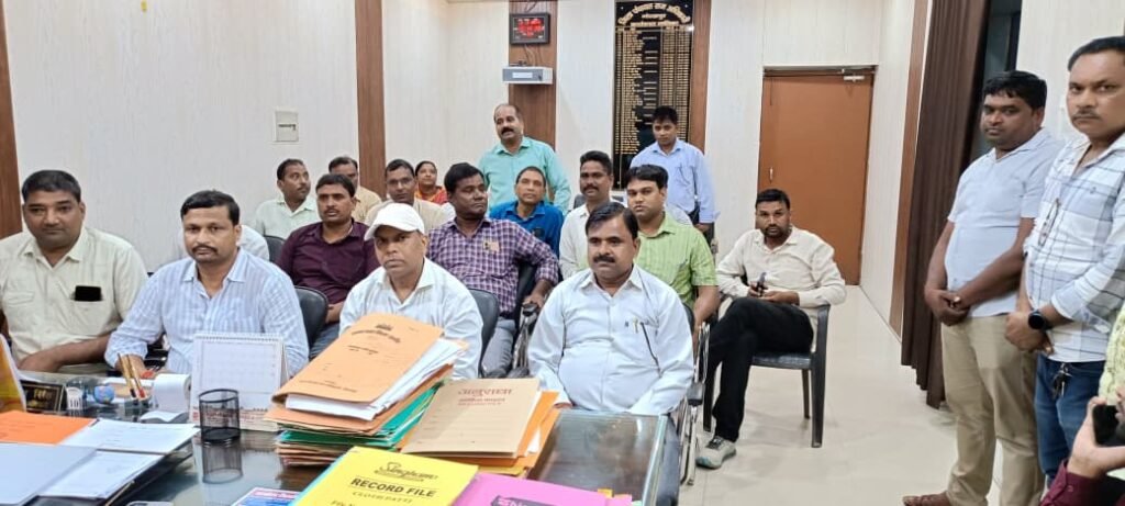 ग्रामीण सफाई कर्मचारी संघ ने समस्याओं के समाधान को लेकर डीपीआरओ से की वार्ता, शीघ्र निस्तारण का मिला आश्वासन 2 ग्रामीण सफाई कर्मचारी संघ ने समस्याओं के समाधान को लेकर डीपीआरओ से की वार्ता, शीघ्र निस्तारण का मिला आश्वासन | New India Times