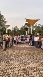 रीवा पुलिस का ‘नशे से दूरी है ज़रूरी 2.0’ अभियान: नुक्कड़ नाटक से दिया नशामुक्ति का संदेश